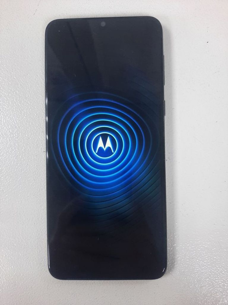 Купити Motorola moto e13 2/64gb Б/У