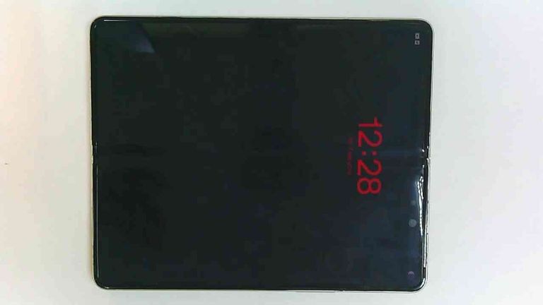 Оголошення Samsung galaxy fold3 5g 12/512gb Б/У