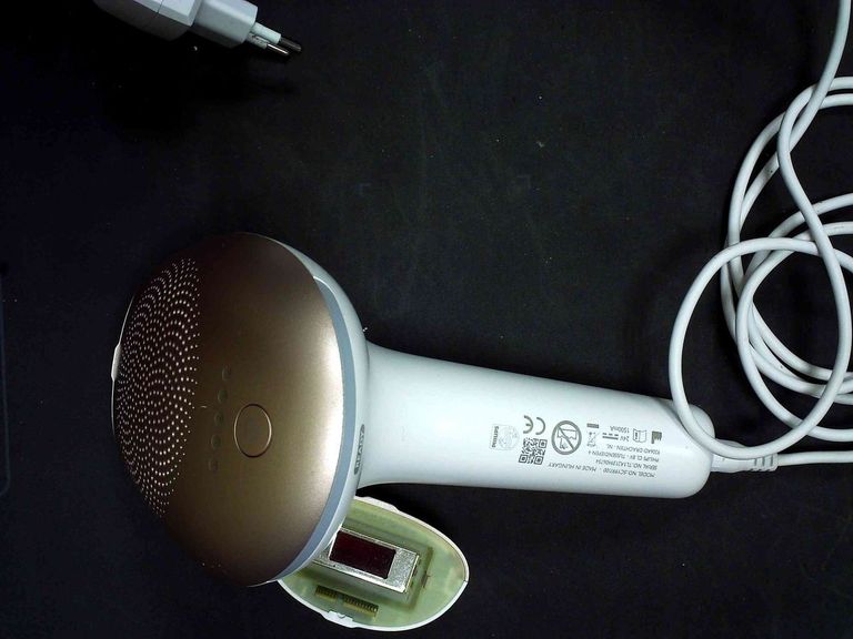 Дешиво Philips Lumea Advanced SC1997/00 с ломбарда