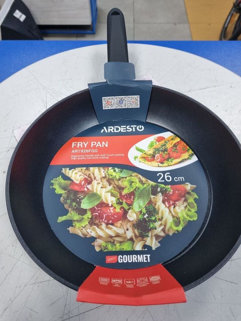 Купити Ardesto ar1926fgg 26см Б/У