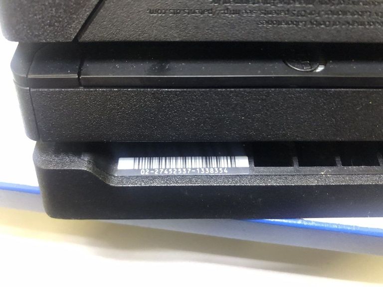 Объявление Sony PlayStation 4 Pro (PS4 Pro) 1TB Black (9773412) Б/У