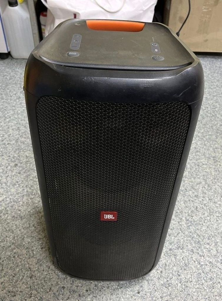 Объявление Jbl partybox 100 Б/У