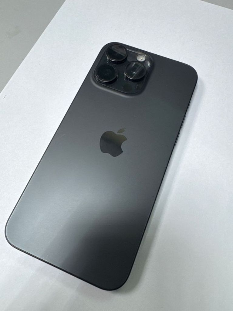 Дешево Apple iphone 15 pro max 512gb з ломбарду