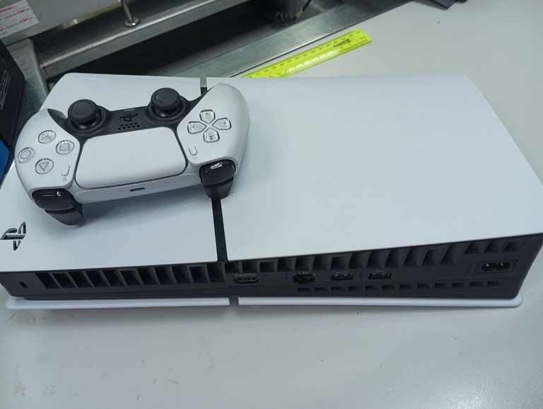 Объявление Sony PlayStation 5 Slim Digital Edition 1TB Б/У