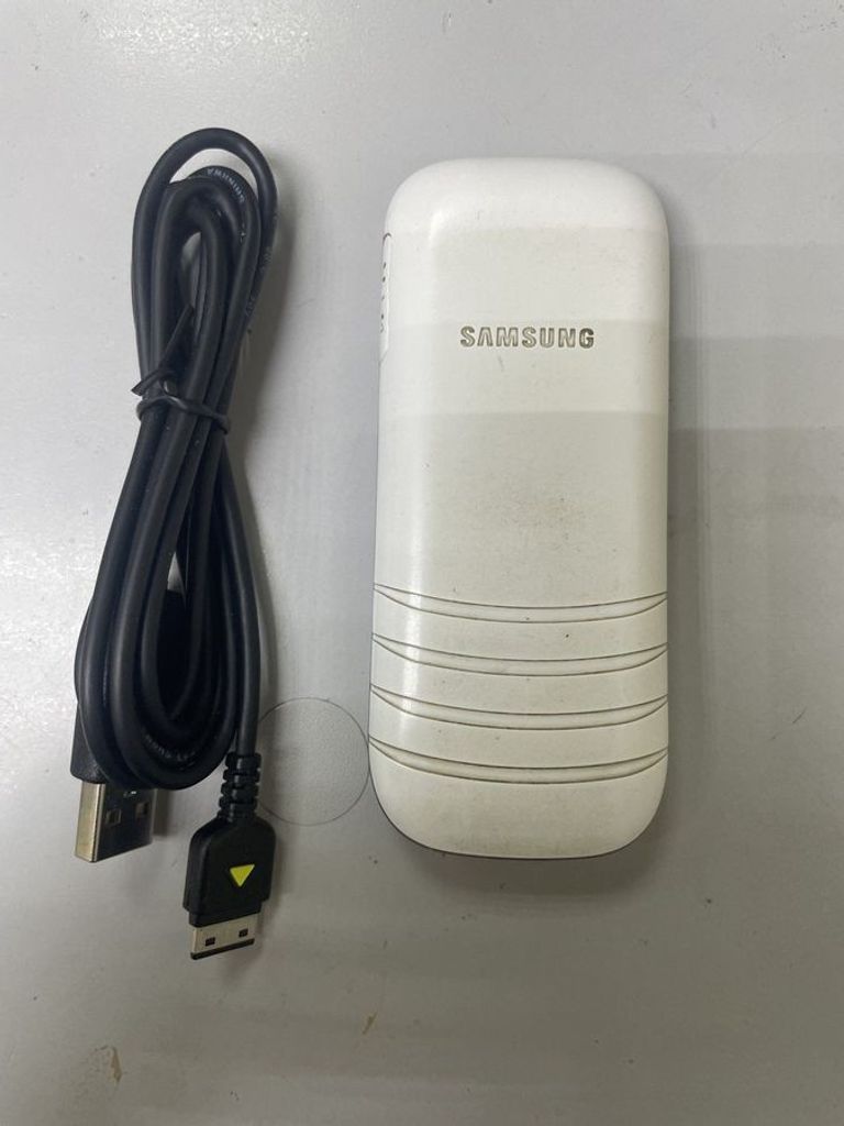 Оголошення Samsung E1200 (White) Б/У