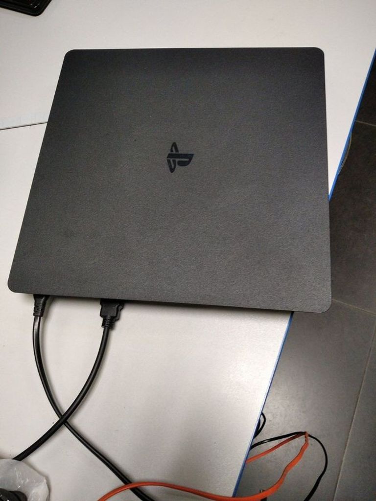 Дешево Sony playstation 4 slim 500gb з ломбарду