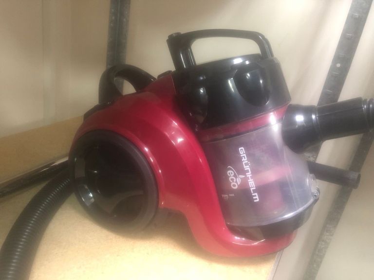 Розпродаж Grunhelm GVC8216R, продавець Техноскарб