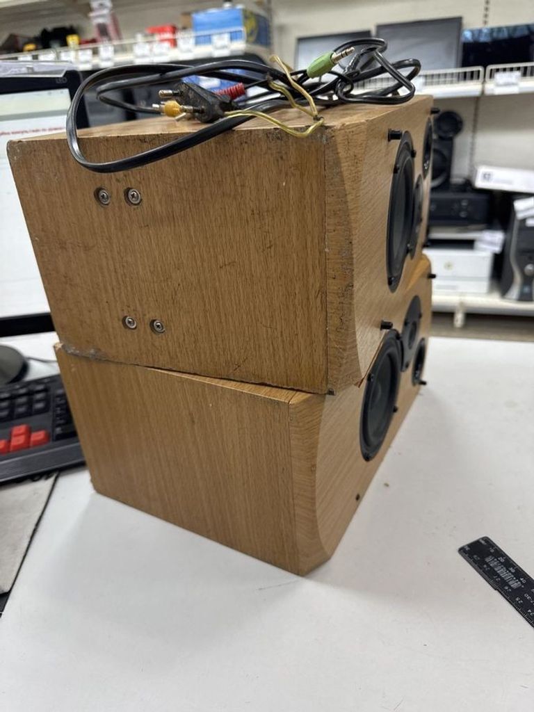 Дешиво Sven bf-21 с ломбарда