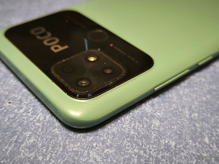 Розпродаж Xiaomi poco c40 3/32gb, продавець Техноскарб