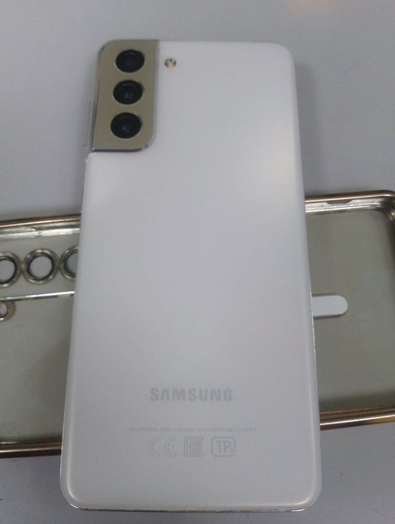 Дешиво Samsung galaxy s21 plus 5g g996b/ds 8/256gb с ломбарда