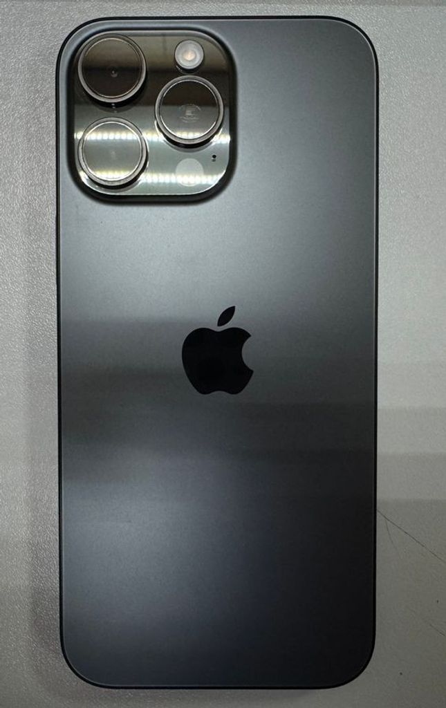 Apple iPhone 16 Pro Max 256GB eSIM Black Titanium (MYW33) Код:01-200796449. Зображення 5