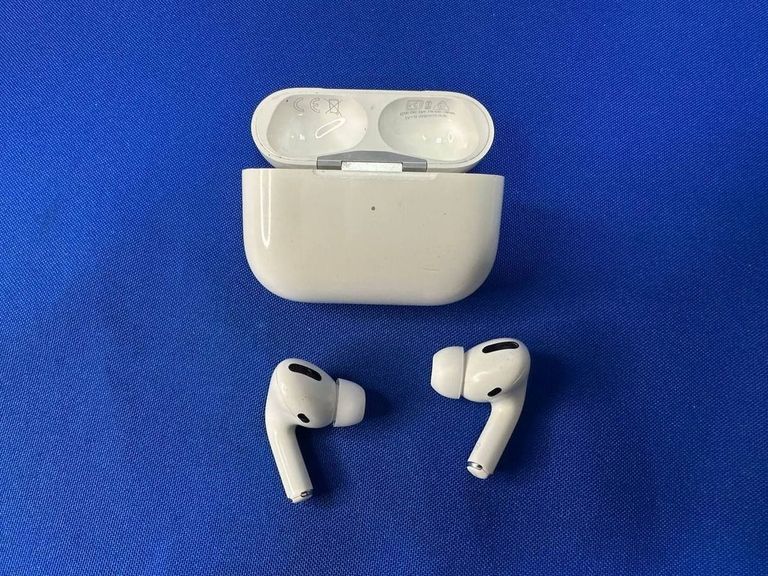 Купить Apple AirPods Pro (MWP22) Б/У