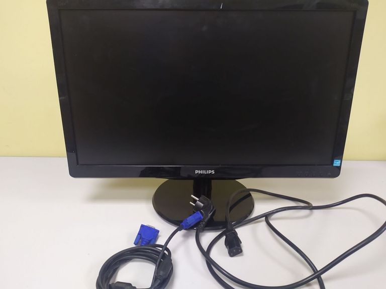 Купити Philips 226v4l Б/У