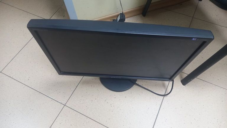 Samsung 2243bw Код:01-200802110. Изображение 7