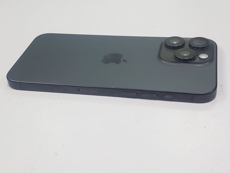 Apple iPhone 15 Pro Max 256GB Blue Titanium (MU7A3) Код:01-200807832. Изображение 5