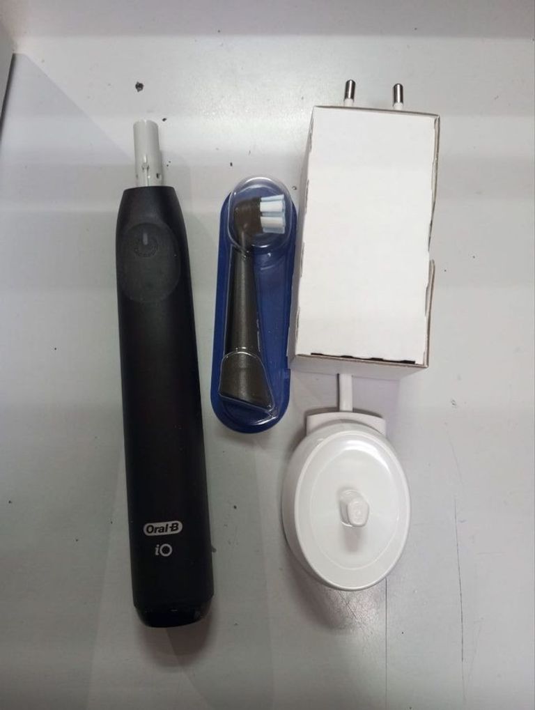 Дешиво Oral-B braun io series 2 ios2.1c9.0 с ломбарда