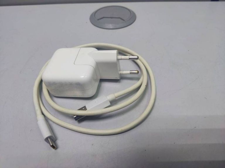 Купить Apple apple 12w charge Б/У