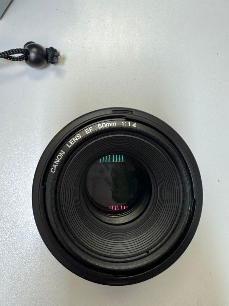 Купить Canon ef 50 mm 1/1.4 Б/У