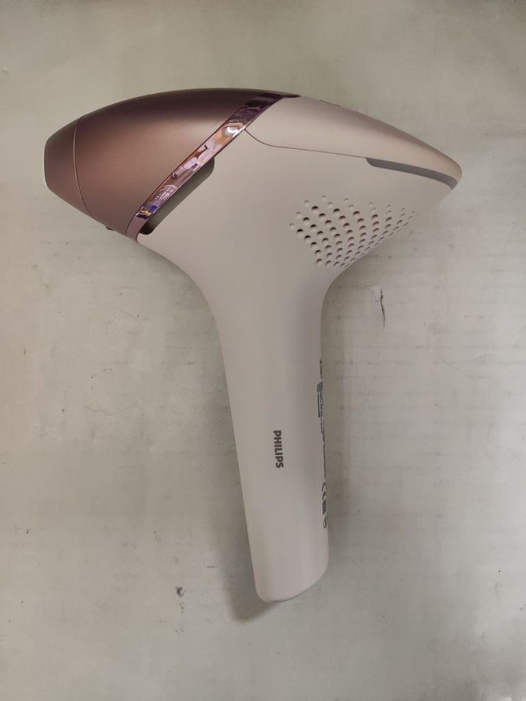 Купити Philips Lumea IPL 9900 Series BRI977/00 Б/У