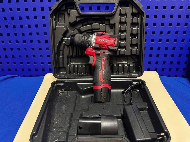 Оголошення Expert in-lxf12 2акб зп Б/У