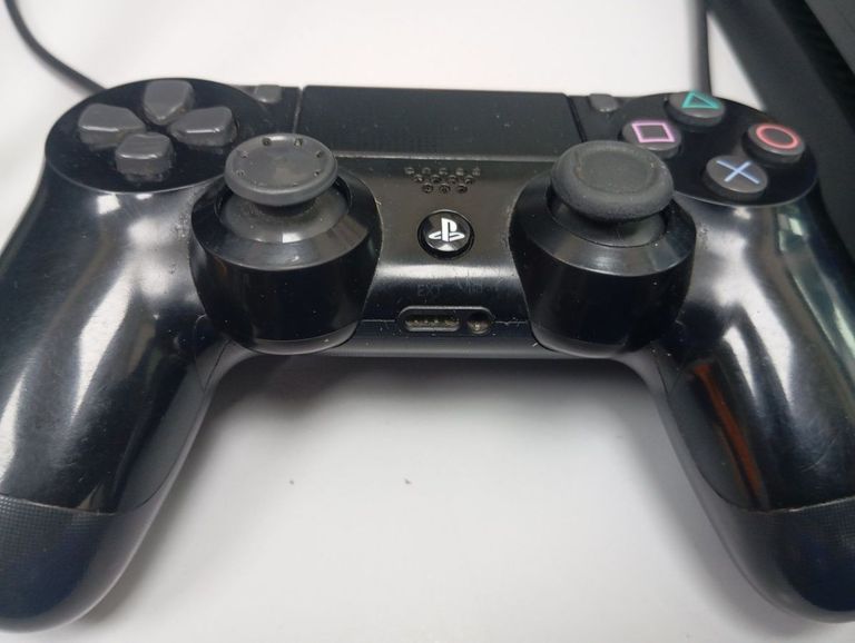 Оголошення Sony playstation 4 500gb Б/У