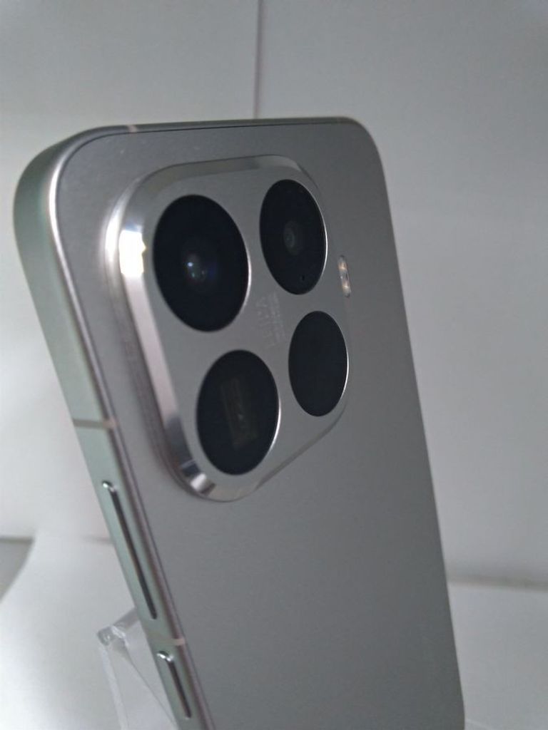 Xiaomi 15T Pro 12/256GB Titan Gray Код:01-200828892. Зображення 6