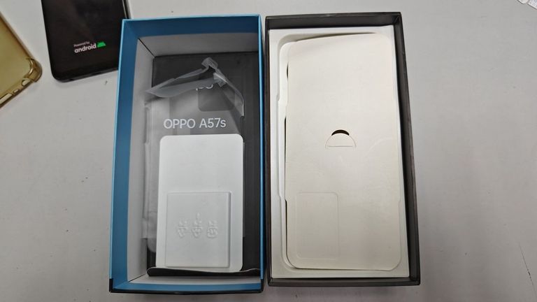 Розпродаж Oppo a57s 4/64gb, продавець Техноскарб
