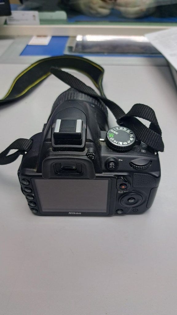 Объявление Nikon d3100 kit / af-s nikkor 18-55mm f:3,5-5,6g vr dx Б/У
