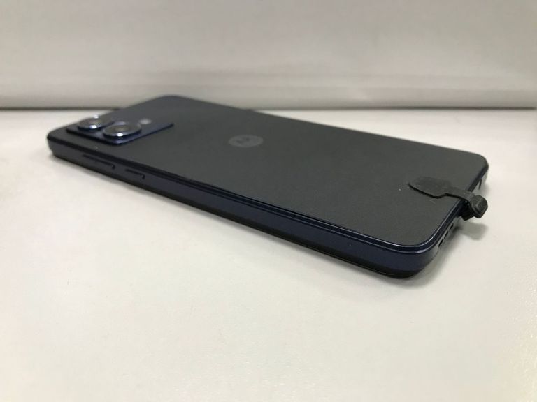 Дешево Motorola moto g84 12/256gb з ломбарду