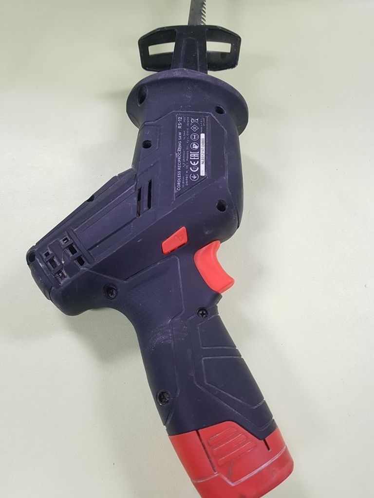 Оголошення Dnipro-M rs-12 1акб 2ah зп Б/У