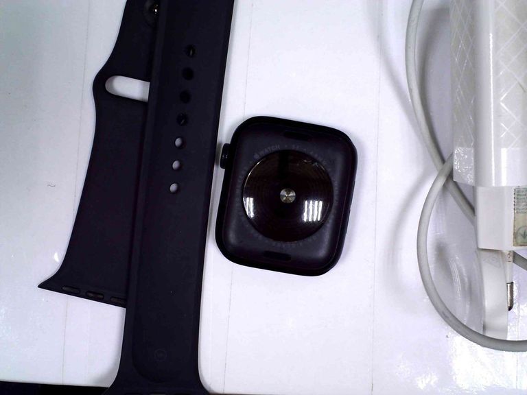 Оголошення Apple watch se 2 gps 44mm aluminium case Б/У