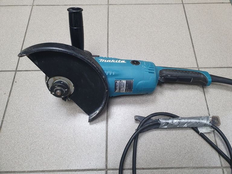 Объявление Makita GA9020 Б/У