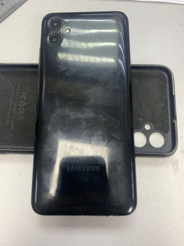 Дешево Samsung galaxy a04e a042f 3/32gb з ломбарду