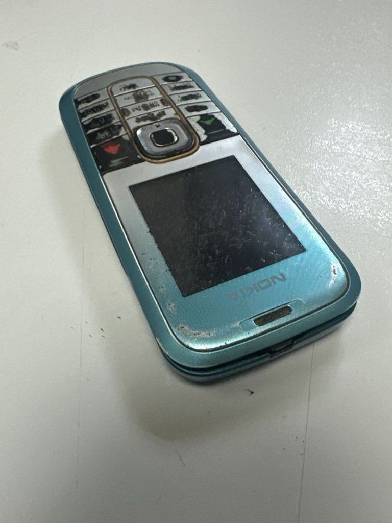 Дешиво Nokia 2600 с ломбарда