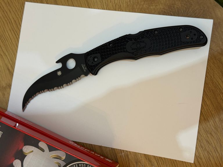 Купить Spyderco Matriarch 2 Emerson Open serr FRN, black (C12SBBK2W) Б/У