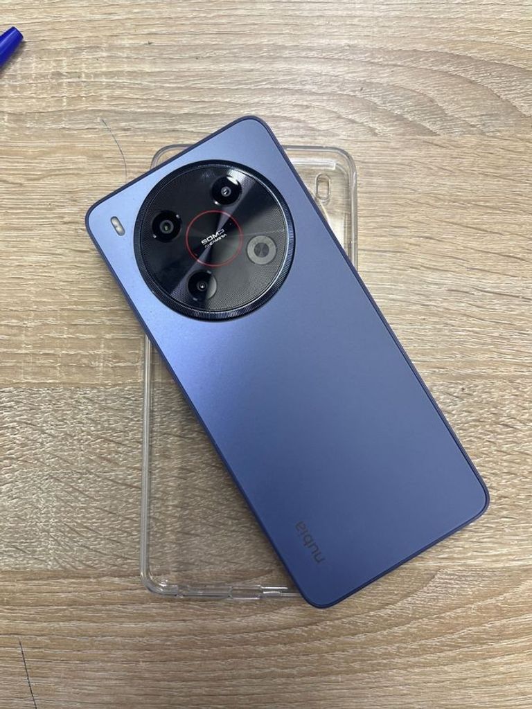 Дешево Zte Nubia V70 Max 6/128GB Gray з ломбарду