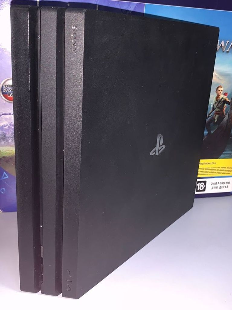 Купити Sony playstation 4 pro 1tb Б/У