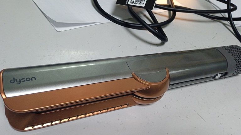 Дешиво Dyson airstrait ht01 nickel/copper с ломбарда