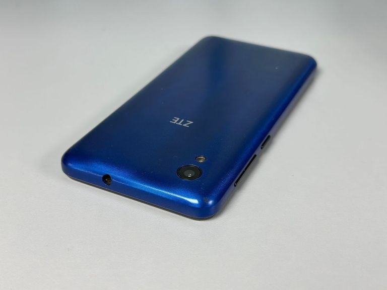 Zte Blade L8 1/16GB Black Код:01-200910233. Зображення 5