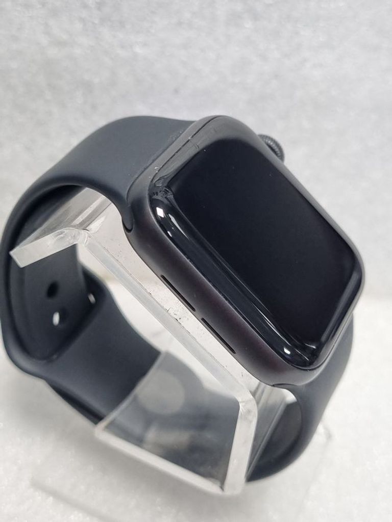 Дешиво Apple watch se gps 40mm aluminum case с ломбарда