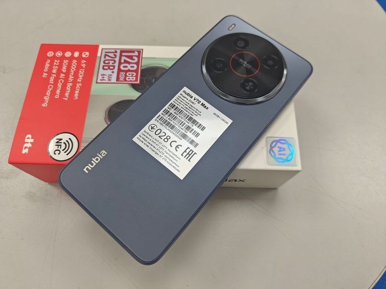 Розпродаж Zte Nubia V70 Max 6/128GB Gray, продавець Техноскарб