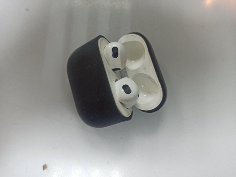 Дешиво Avantis a300 с ломбарда