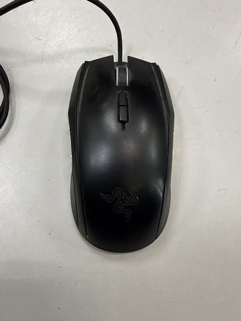 Купити Razer taipan Б/У