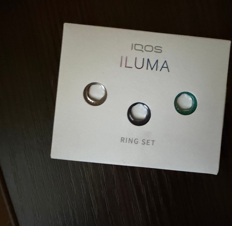 Дешево IQOS ILUMA Золота. Гарантія з ломбарду