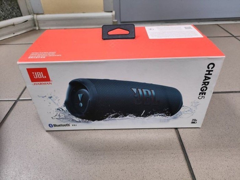 Дешиво Jbl charge 5 с ломбарда