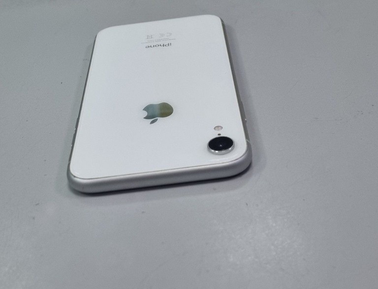 Apple iphone xr 64gb Код:01-200947102. Изображение 11