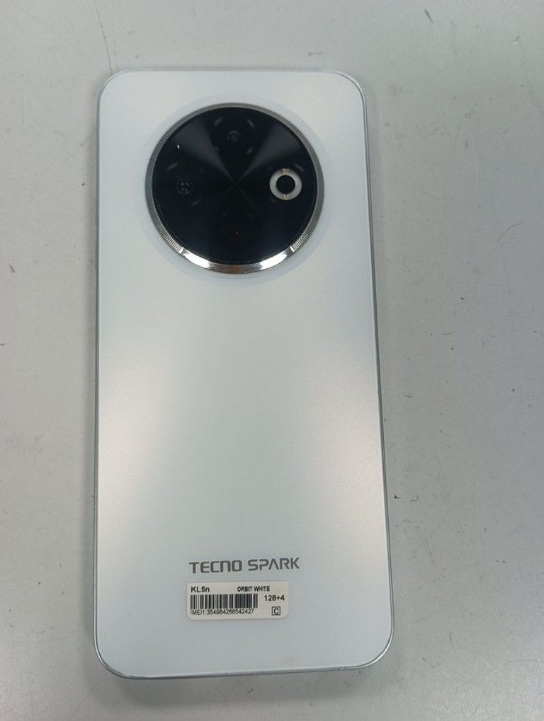 Дешево Tecno spark 30c kl5n 4/128gb з ломбарду