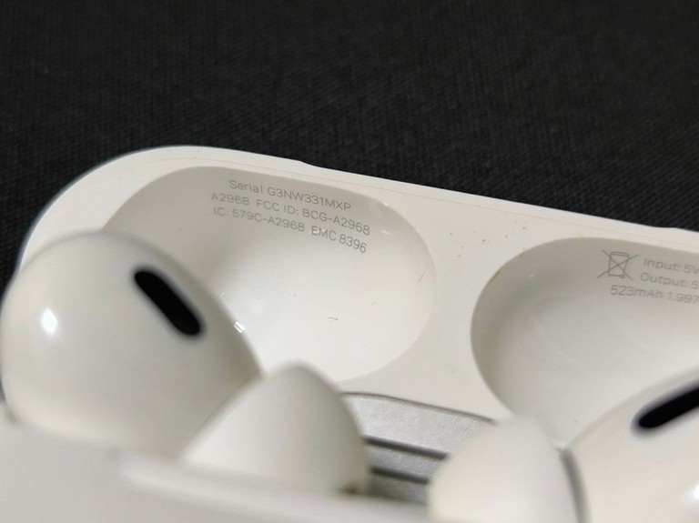 Розпродаж Apple airpods pro 2nd generation with magsafe charging case usb-c, продавець Техноскарб