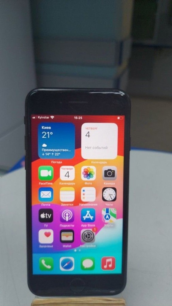 Купити Apple iPhone SE 2020 64GB Black Slim Box (MHGP3) Б/У