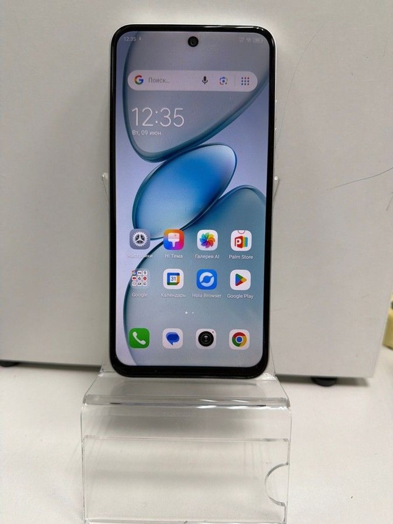 Дешево Tecno spark go 1 kl4 4/128gb з ломбарду